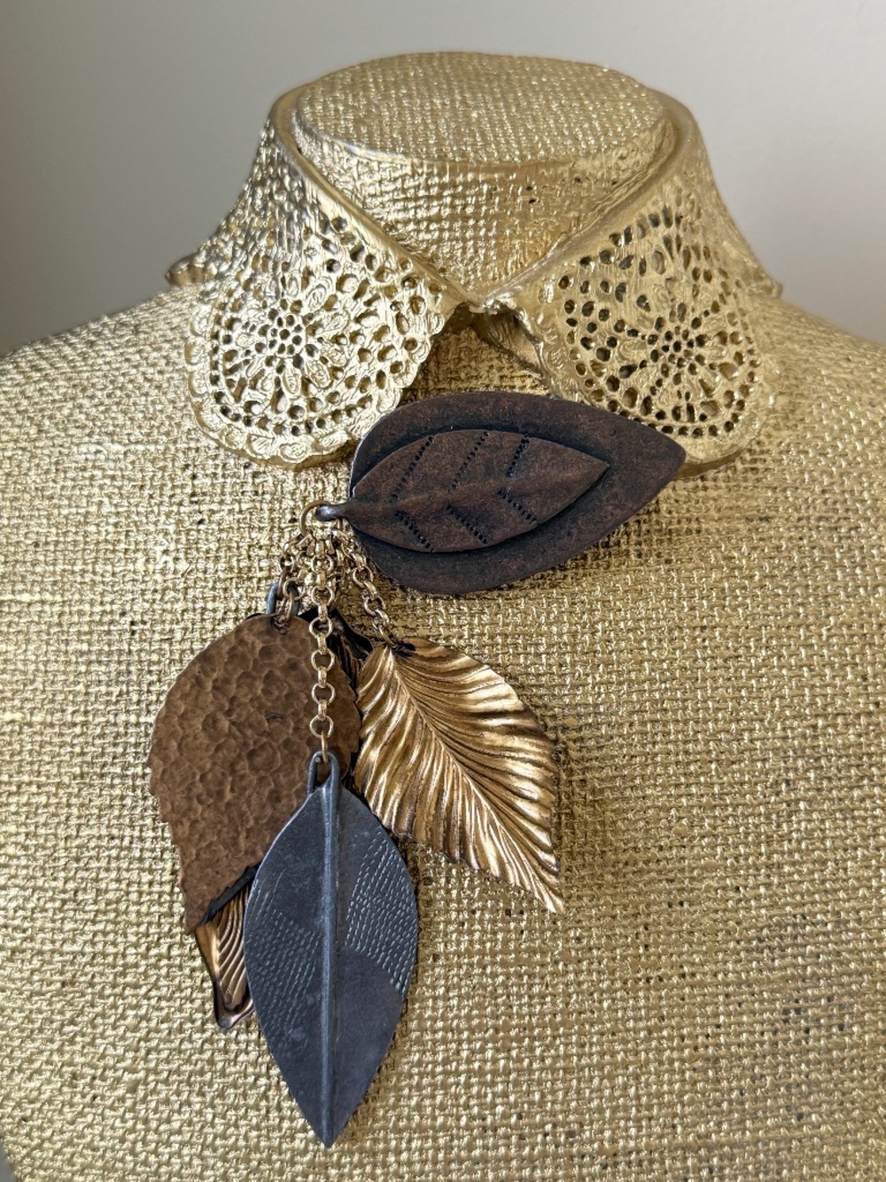 VINTAGE Mixed Metal Leaf Brooch
